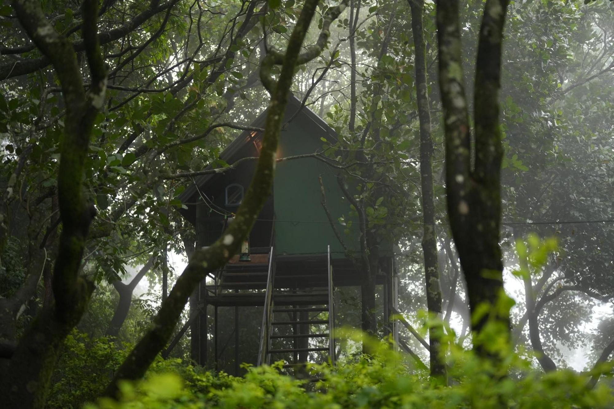 Regina Silva Camping & Nature Resort Paithalmala Extérieur photo